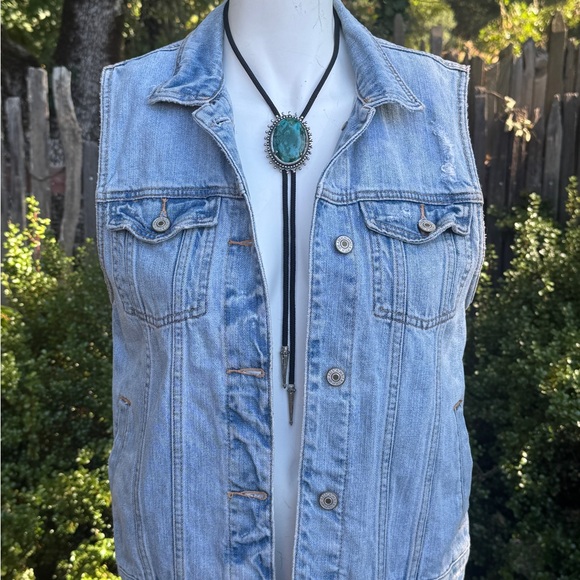A&F Denim Vest - Picture 1 of 4